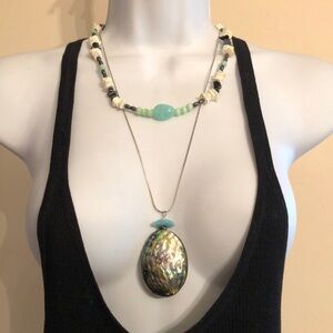 Curated bundle shell beads abalone pendant beach boho style necklaces lot of 2.